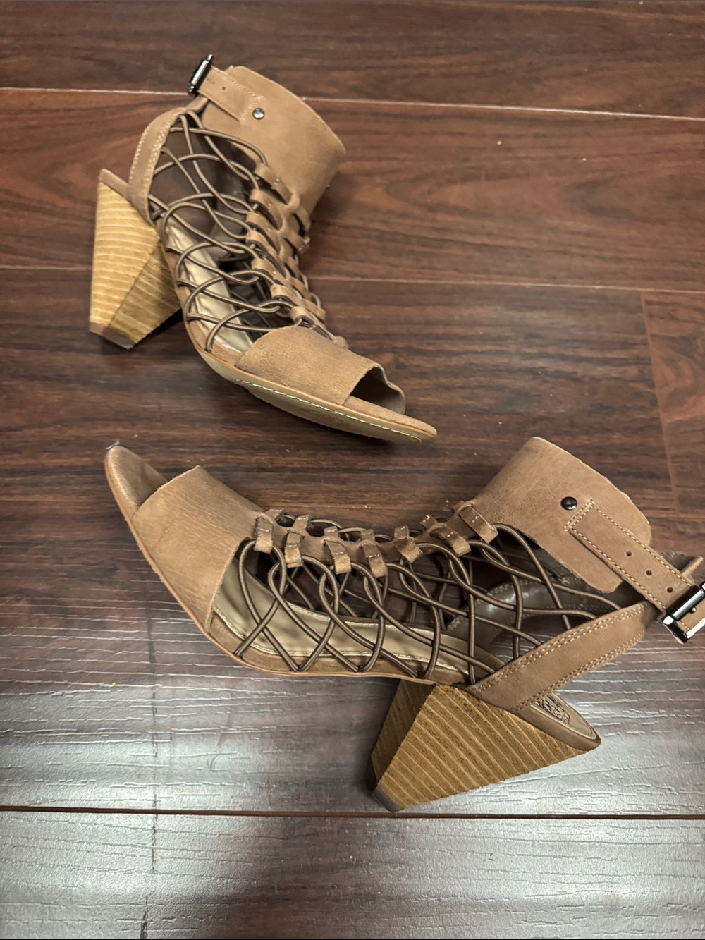 Vince Camuto Brown Suede Strappy Block Heel Sandals NWOT - Picture 4 of 6
